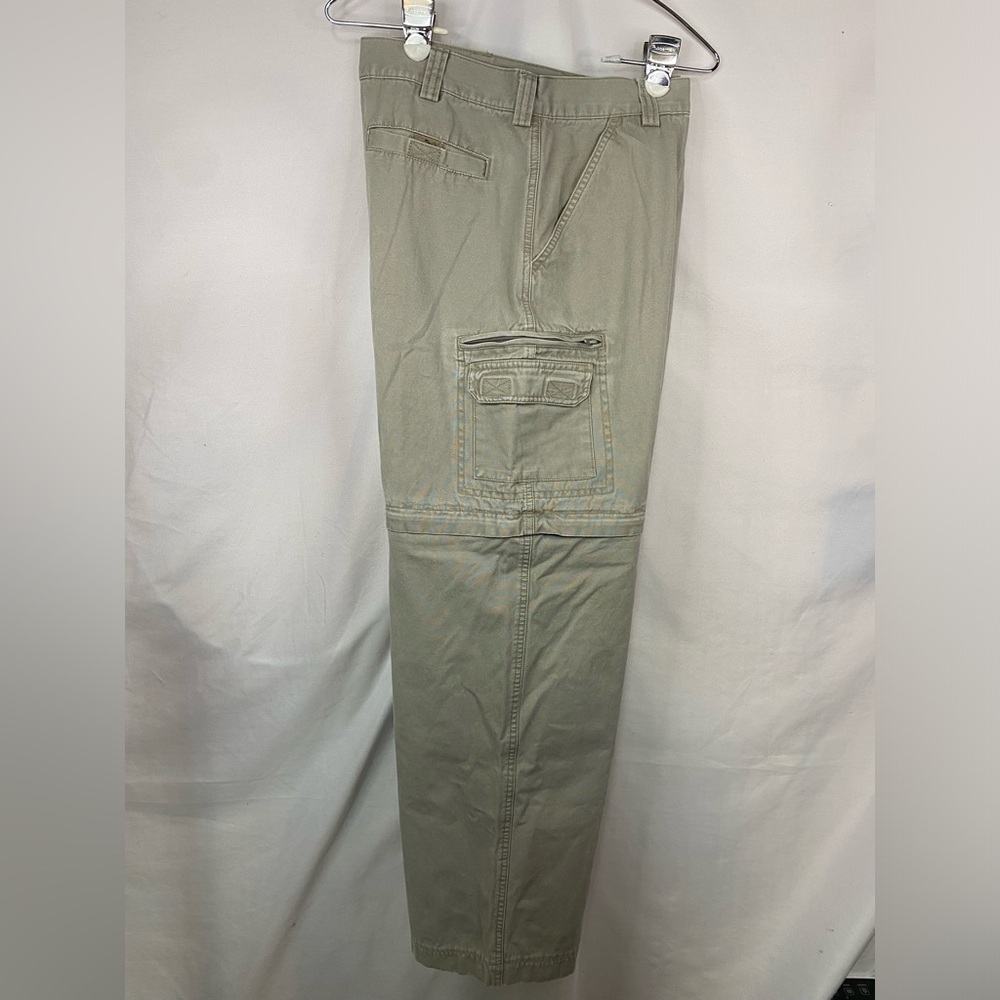 Magellan Sportswear Cargo Pants/Shorts Men’s 34x29